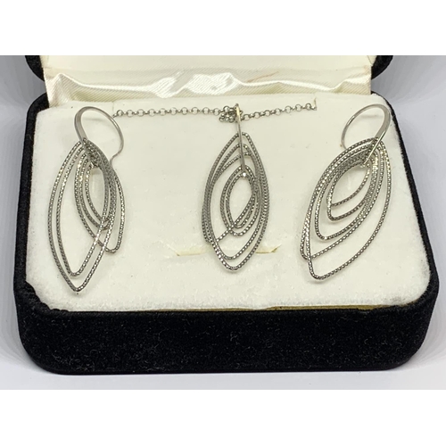 14 - A BOXED SILVER NECKLACE AND EARRINGS SET