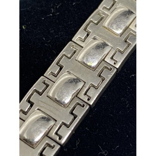 21 - A BOXED SILVER LADIES ORNATE BRACELET