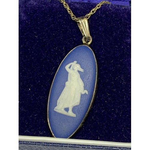 55 - A BOXED SILVER WEDGWOOD NECKLACE