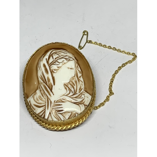 86 - TWO CAMEO BROOCHES