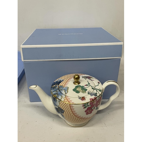 160 - A BOXED WEDGWOOD TEAPOT BUTTERFLY BLOOM