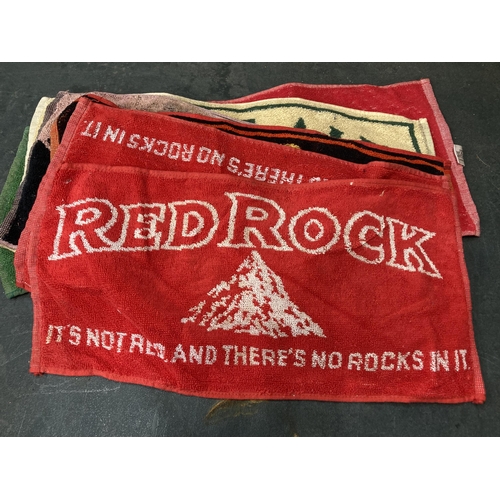 226 - A COLLECTION OF BREWERY BAR TOWELS TO INCLUDE CARLING, RED ROCK ABBOT ALE ETC - 14 IN TOTAL