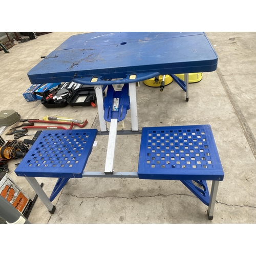 1748 - A FOLDING CAMPING PICNIC TABLE