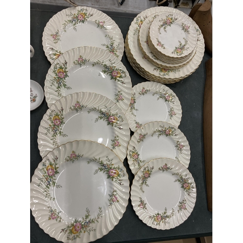 944 - A COLLECTION OF MINTONS 'YORK' PATTERN TABLEWARES, DINNER PLATES ETC