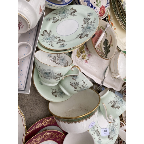 1951 - AN ASSORTMENT OF CERAMICS TO INCLUDE CUPS AND BLUE AND WHITE ITEMS ETC