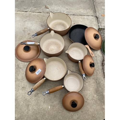 1976 - A SET OF SIX GRADUATED RETRO BROWN LE CREUSET PANS