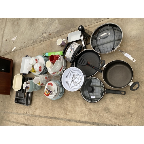 1977 - AN ASSORTMENT OF KITCHEN ITEMS TO INCLUDE PLATES, PANS AND CUPS ETC