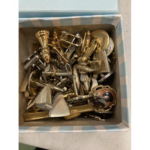 177A - A SMALL BOX OF ASSORTED CUFFLINKS AND TIE PINS