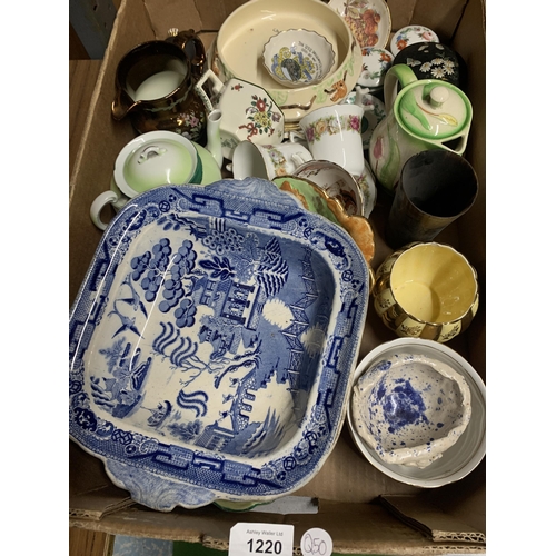 1220 - A BOX OF ASSORTED CERAMICS, BLUE AND WHITE ETC