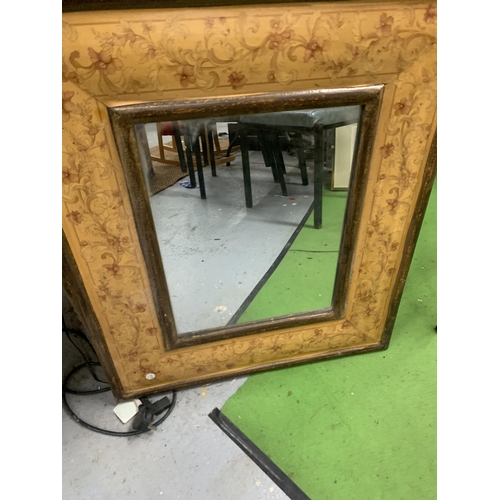 1229 - A FLORAL DESIGN WOODEN WALL MIRROR