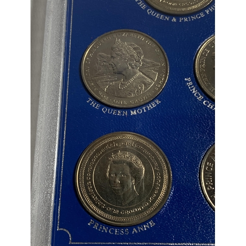 460 - A FIVE COIN SET OF THE ROYAL FAMILY CROWNS