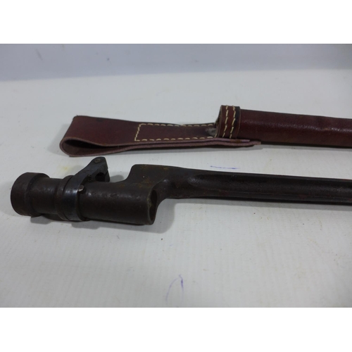 307 - A POSSIBLY RUSSIAN SOCKET BAYONET AND SCABBARD, 43CM BLADE, LENGTH 50CM