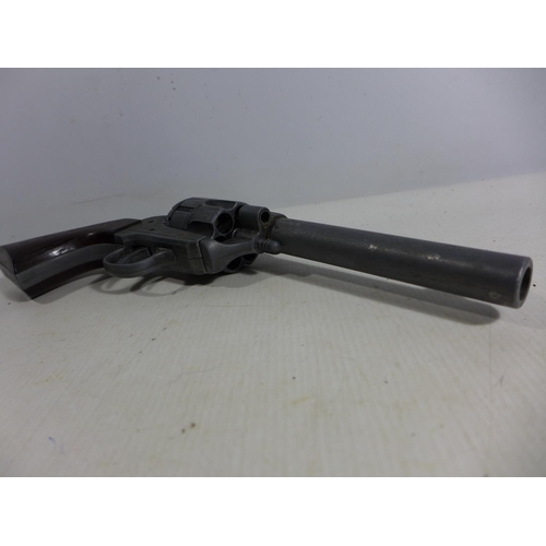 322 - A NON FIRING REPLICA COLT SINGLE ACTION ARMY 45 REVOLVER, 14CM BAREL, LENGTH 27CM