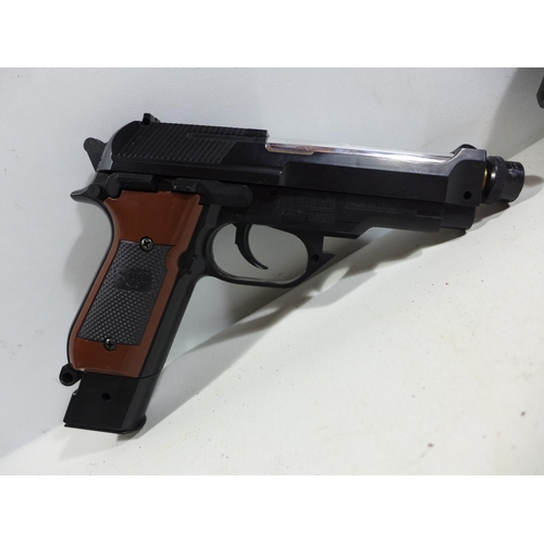 346 - A PIETRO BERETTA BYMA KHC P668 BB GUN, LENGTH 23CM AND ANOTHER BB GUN, LENGTH 20.5CM (2)