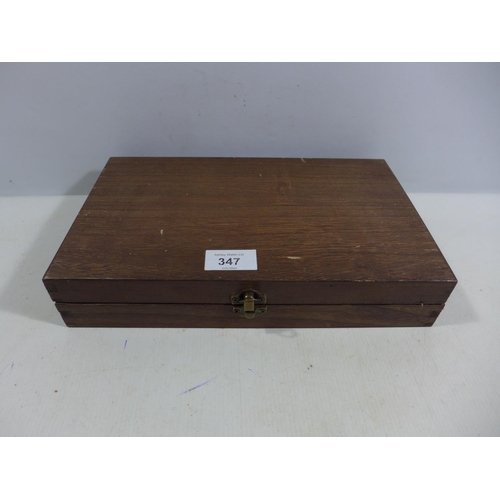 347 - A WOODEN BOX FITTED OUT FOR A 28CM WIDE PISTOL, WIDTH OF BOX 30CM, DEPTH 18CM, HEIGHT 6CM