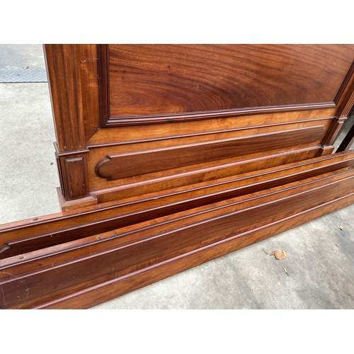 2873 - A VICTORIAN MAHOGANY CONTINENTAL 4'6' BEDHEAD WITH TURNED SPINDLES