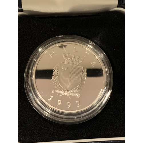 401A - MALTA 1992 , GEORGE CROSS ANNIVERSARY LM5 , SILVER PROOF COIN . CASED WITH COA