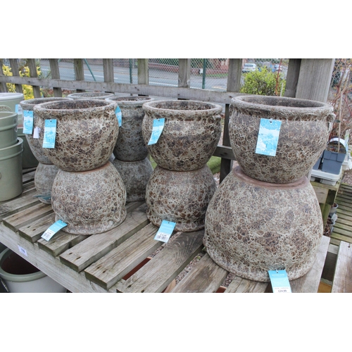 108 - 12 MARBLE EFFECT PLANTERS  + VAT