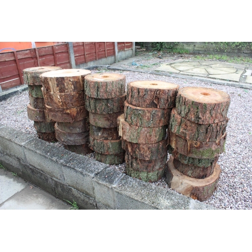 117A - 30 LOG TYPE CHRISTMAS TREE STANDS + VAT