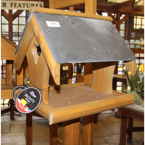 171 - BRONTE BIRD TABLE  + VAT