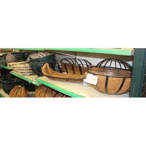 196 - 1 SHELF BASKETS (MIDDLE)  + VAT