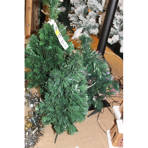 338 - 3 SMALL CHRISTMAS TREES  + VAT