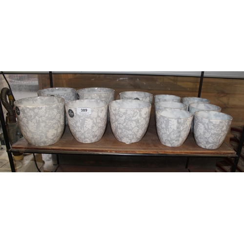 389 - 12 PLANT POTS  + VAT