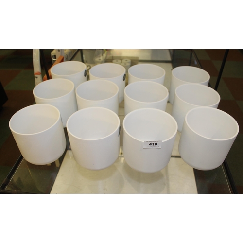 410 - 12 PLANT POTS  + VAT