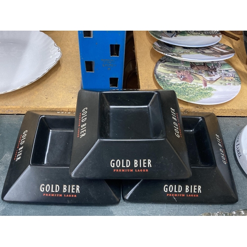 236 - THREE GOLD BIER CERAMIC PYRAMID ASHTRAYS