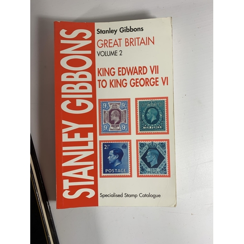 435 - THREE BOOKS ON STAMPS TO INCLUDE STANLEY GIBBONS KING EDWARD VII TO KING GEORGE VI, QUEEN ELIZABETH ... 