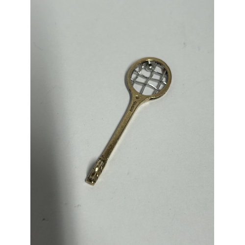 514 - A LATE 2OTH CENTURY 9CT YELLOW GOLD AND DIAMOND TENNIS RACKET PENDANT BY CJ OF SHEFFIELD 1984, WEIGH... 