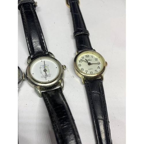 561 - FOUR LADIES WATCHES ON LEATHER STRAPS TO INCLUDE A VINTAGE SMITHS WATCH, LORUS, REFLEX, ETC