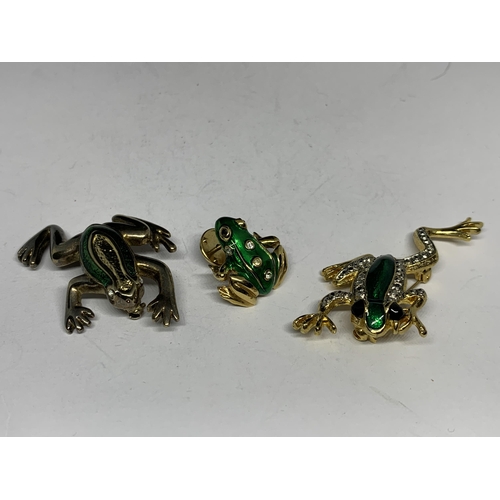 581A - FIVE FROG BROOCHES