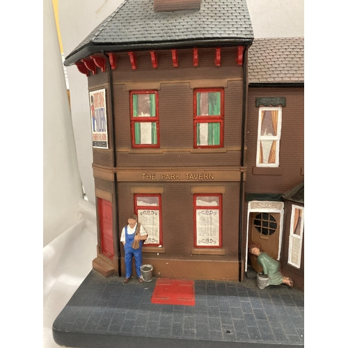 826 - A BRITAINS, CIRCUS STREET PARADE DIORAMA