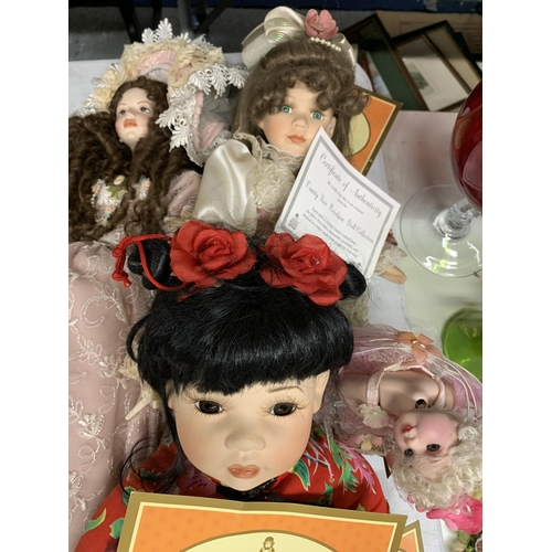 1050 - A COLLECTION OF DOLLS, ALBERON DOLLS ETC