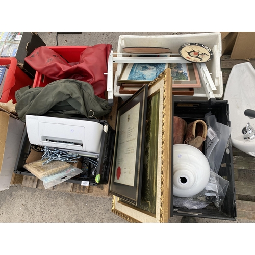 2280 - AN ASSORTMENT OF HOUSEHOLD CLEARANCE ITEMS