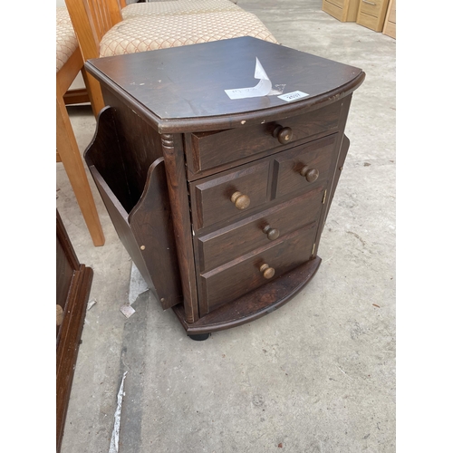 2537 - A MODERN CHEST/MAGAZINE RACK AND BEDSIDE CHEST