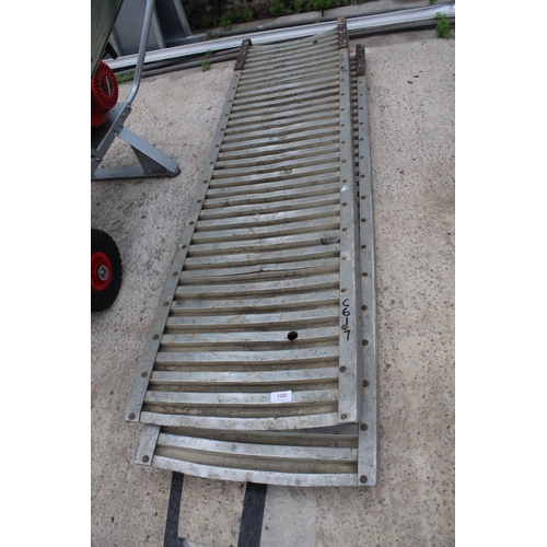 109 - PAIR OF HEAVY DUTY MACHINE ALLOY RAMPS - NO VAT