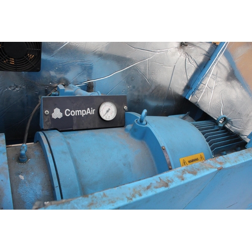 119 - A COMPAIR VO5 COMPRESSOR 3 PHASE 350 LITRE TANK SOLD AS SEEN  NO VAT