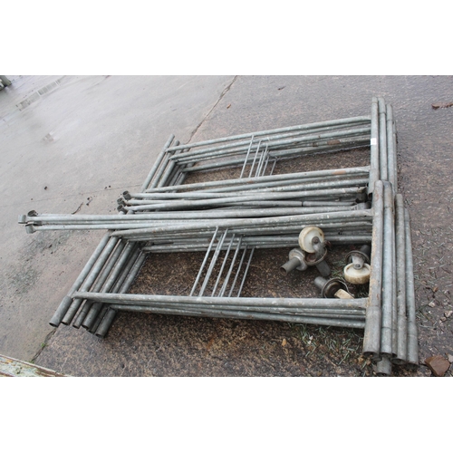 239 - QUICK FIT SCAFFOLD NO VAT