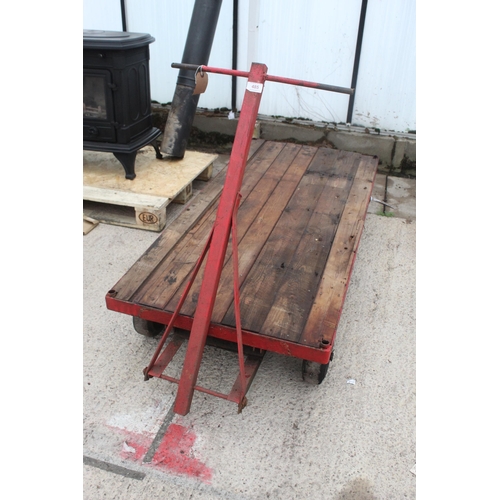 485 - FOUR WHEEL TROLLEY NO VAT