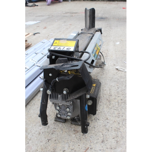 617 - TITAN LOG SPLITTER W.O. NO VAT