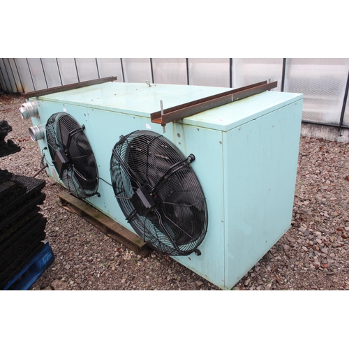 762 - DOUBLE FAN REFRIGERATION UNIT + VAT