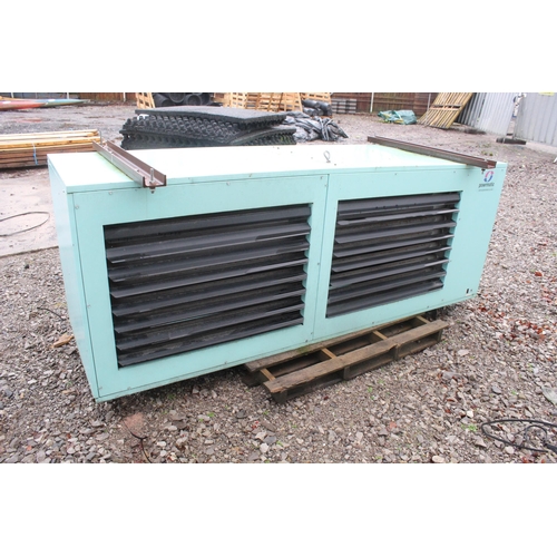 762 - DOUBLE FAN REFRIGERATION UNIT + VAT