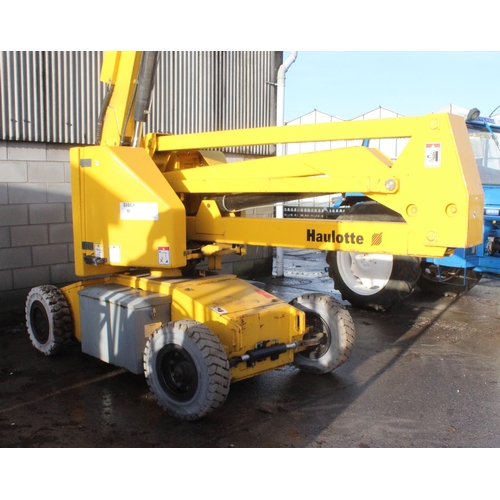 205 - INDOOR HAULETTE HAISI 48V HA15 CHERRY PICKER APPROX 2000 HOURS BUILT IN 110/240V CHARGER            ... 