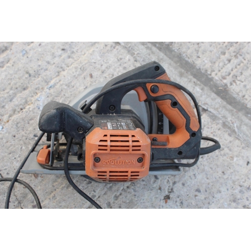 875 - REVOLUTION CIRCULAR SAW NO VAT