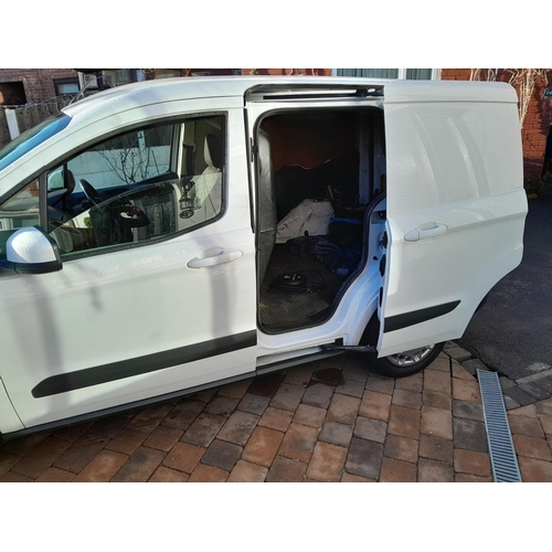 187 - FORD TRANSIT COURIER YF65ZMY MOT AUGUST 2024 RUNS & DRIVES WELL 108000 MILES NO VAT WHILST ALL DESCR... 