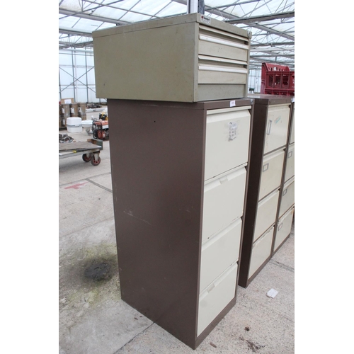 895 - 2 FILING CABINETS ONE LARGE ONE SMALL NO VAT