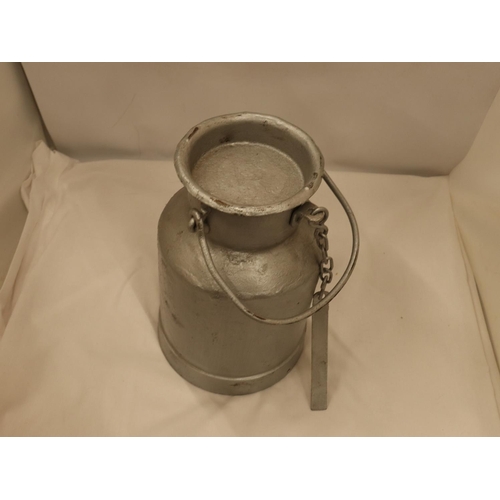 122 - A SMALL METAL MILK CHURN, HEIGHT 29CM