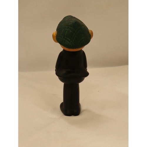 131 - A VINTAGE 1969 COLLECTABLE ANDY CAPP FIGURE, HEIGHT 23CM